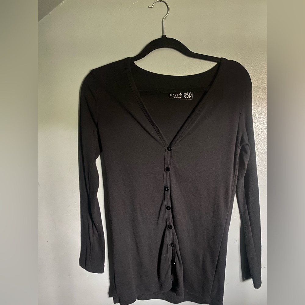 Black cardigan🩷